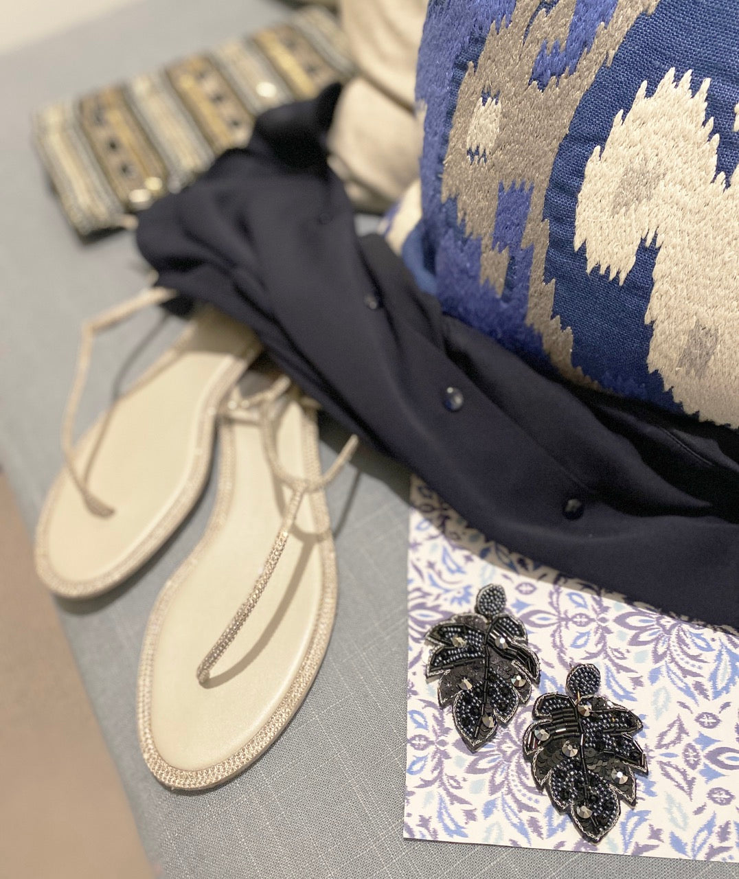 Stylish Leaf it to Me Noir Earrings with a bold design, perfect for any occasion.