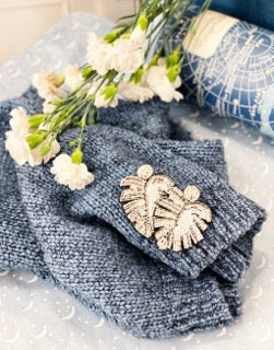 Palm Reader Pearl Earrings