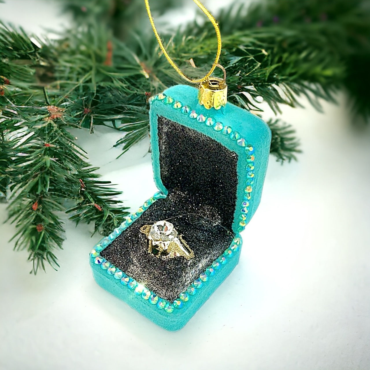 Chrsmas Rings Wedding ring christmas ornament | Honestweddingadvice.com